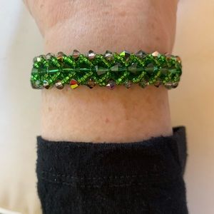 Exquisite hand crafted new Swarovski crystal bracelet